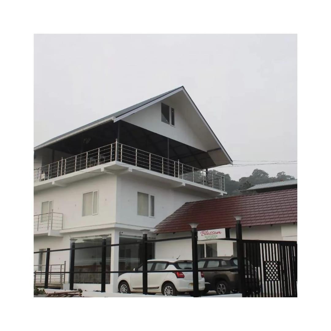 Blossom Valley Cottage Munnar Buitenkant foto